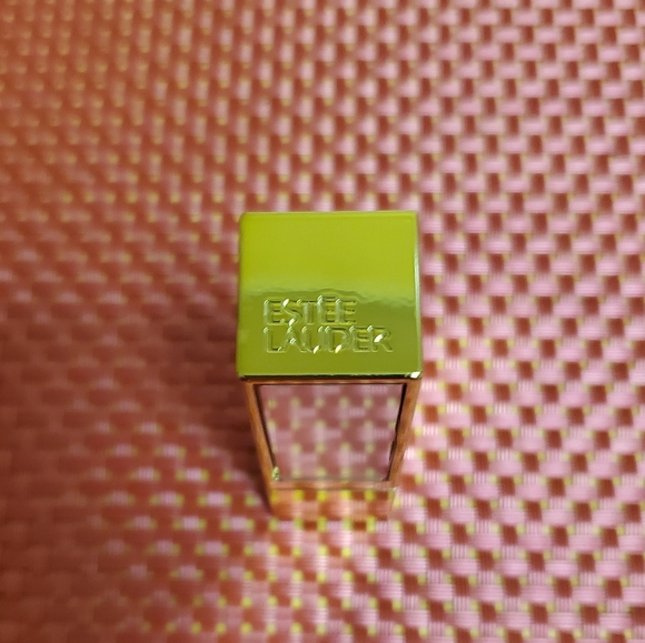 Estee Lauder Pure Color Envy Sculpting Lipstick - Picture 2 of 3